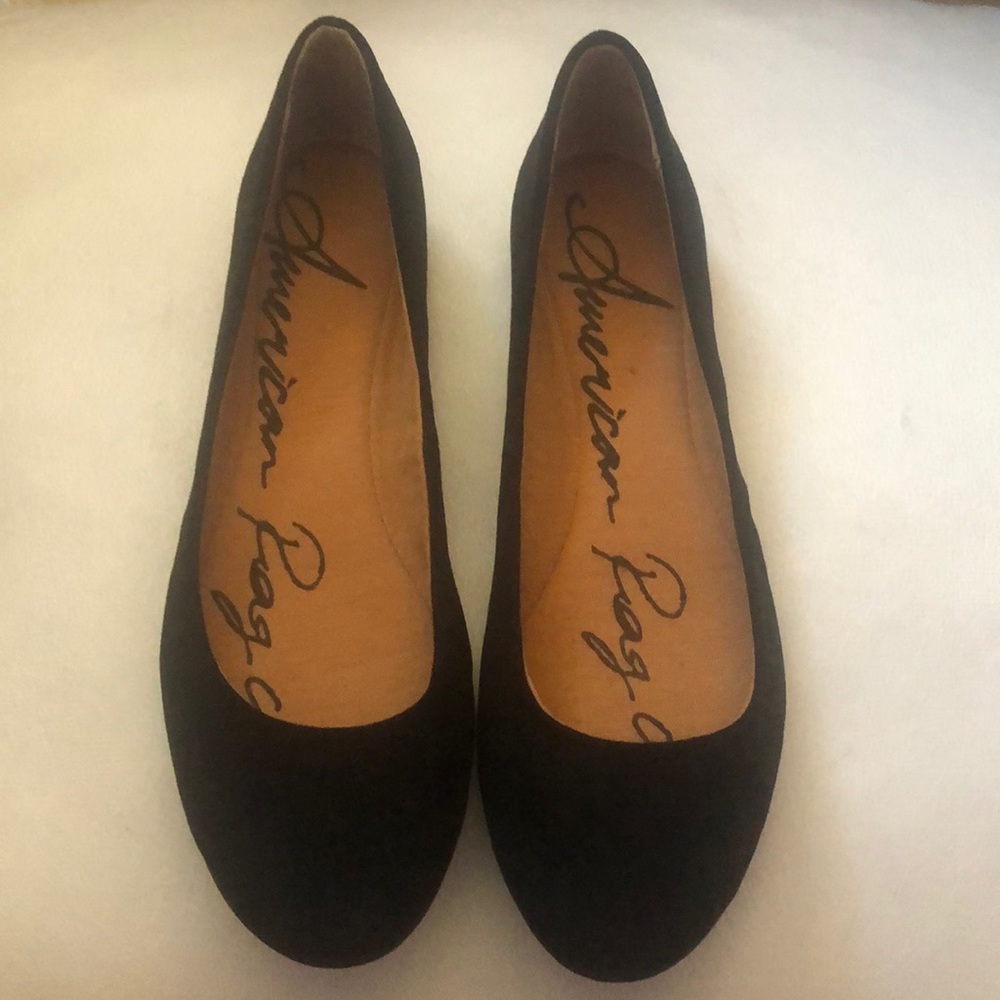 Black Flats